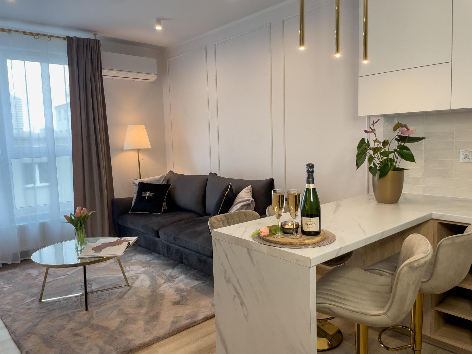 Urban Apartments Luxury Opolska 10 No 29, Free Garage, Self Check-In 카토비체 외부 사진